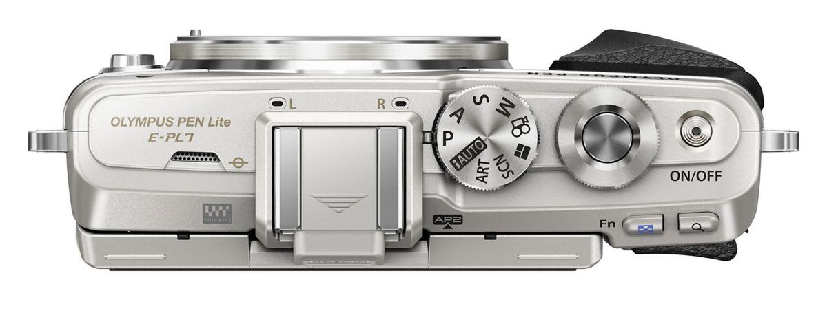 Olympus PEN E-PL7 - elegancki bezlusterkowiec do zdjęć selfie 14