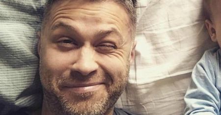 Zakościelny nie idzie na urlop ojcowski. "Stwierdził, że chce normalnie pracować"