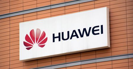 Pionierski aparat to nie koniec, Huawei pracuje nad smartfonem z 512 GB pamięci