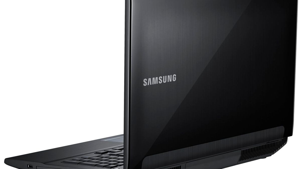 Samsung 700G7A - wideorecenzja 1