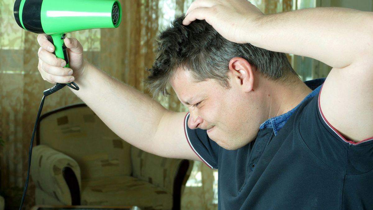 Suszarki do włosów do 200 zł 1