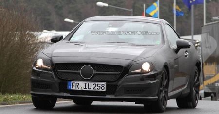 Wyszpiegowany Mercedes SLK63 [galeria]