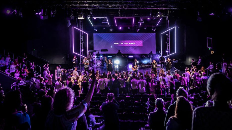 To już nie są pojedyncze przypadki. Wzbiera fala w Kościele