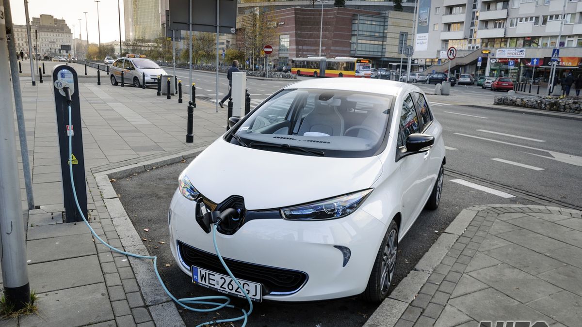 Punkt ładowania na ul. Emilii Plater