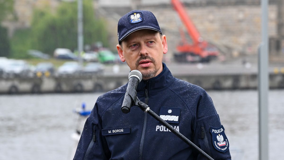 Marek Boro�
Szczecin, 28.05.2025. Komendant G��wny Policji nadinsp. Marek Boro� na otwarciu, odtworzonego po 20 latach, Komisariatu Wodnego w Szczecinie, 28 bm. (mr) PAP/Marcin Bielecki
Marcin Bielecki
komisariat wodny, komisariat wodny policji, minister, mswia, otwarcie, policja, policji, polityk, polityka