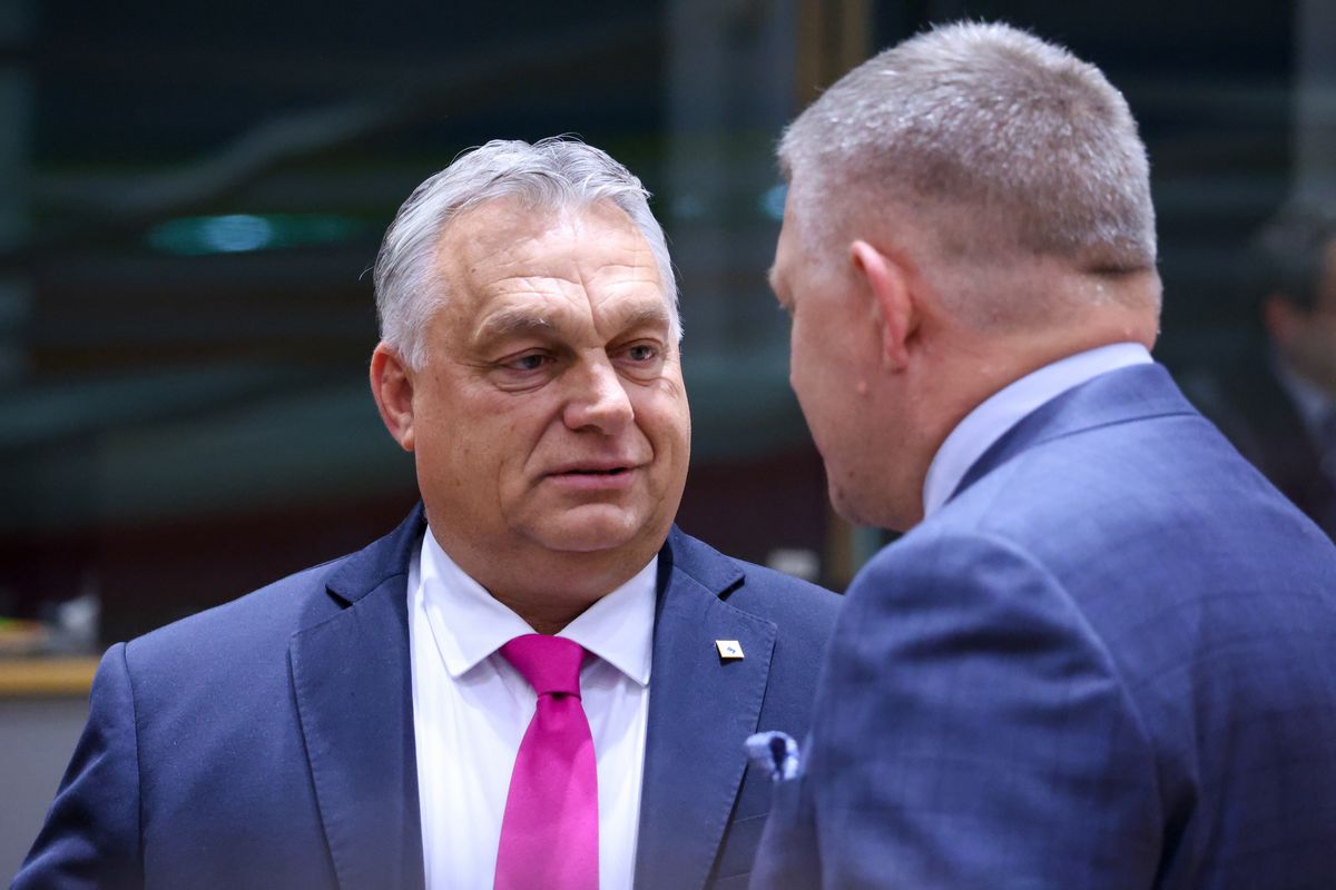 
Premier Węgier Viktor Orban i Robert Fico, premier Słowacji