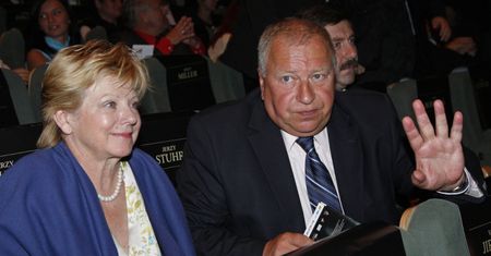 Żona Stuhra: "Jurek musi jeszcze na siebie uważać"