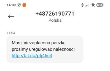 Fałszywy SMS o paczce