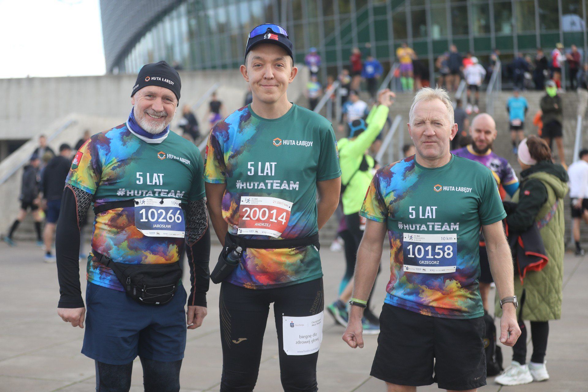 W 11. PKO Półmaratonie Gliwickim i 11. Gliwickiej Dysze wystartowały tłumy biegaczy