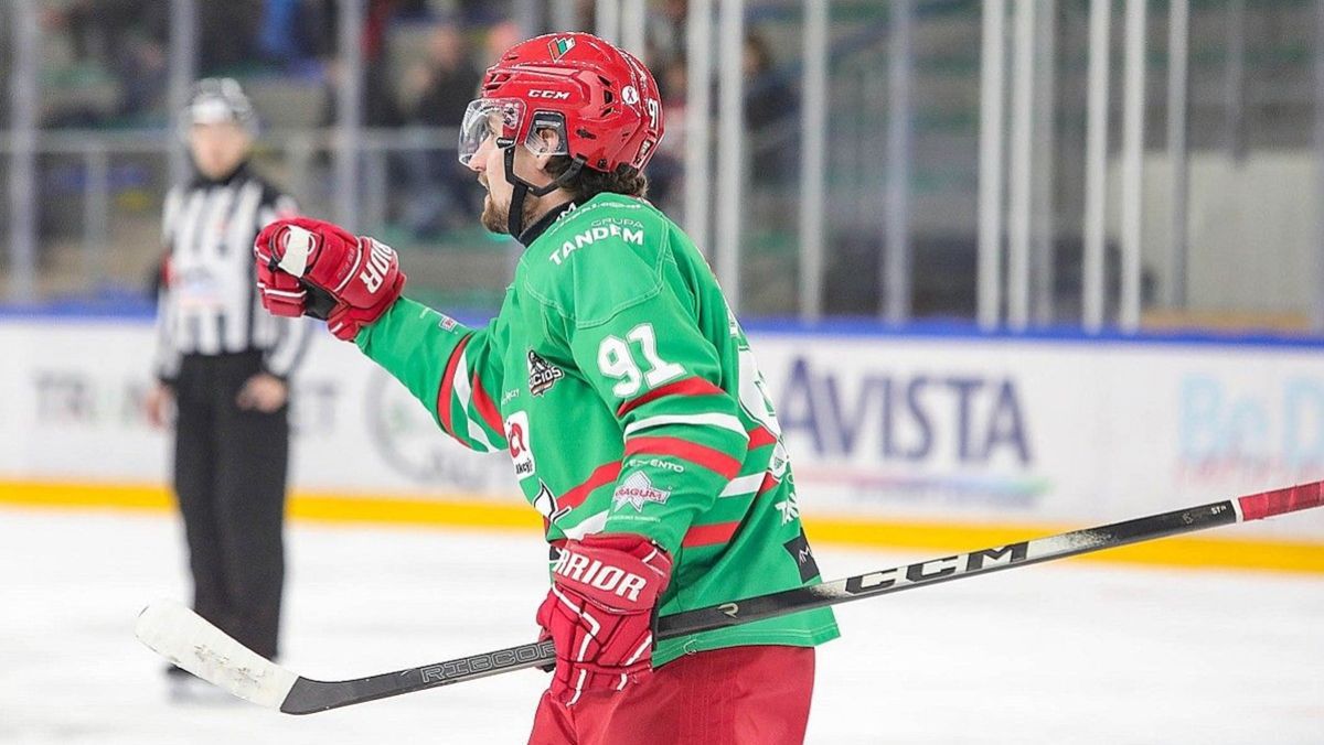 Hokej. Ogromny pech napastnika Zagłębia. Poważny uraz