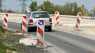 Kraksa dwóch aut na ulicy Krakowskiej w Kielcach. Są utrudnienia