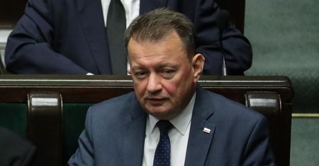 Skandaliczne słowa Bąkiewicza. Tak reaguje Błaszczak
