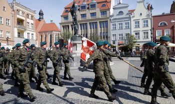 Grudziądz: Święto Wojska Polskiego. Uroczystości patriotyczne na Rynku