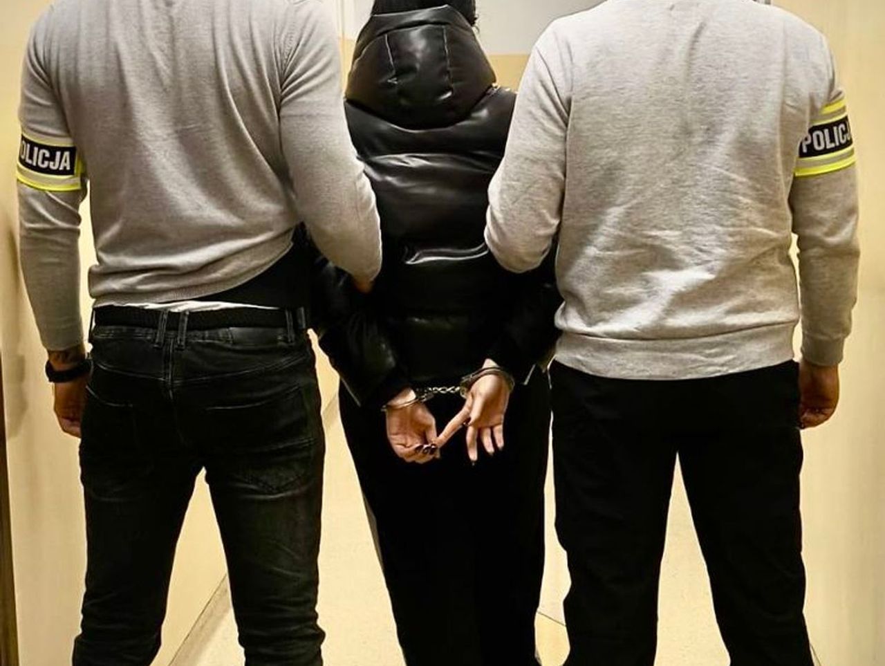 Gdańsk: Para z Rumunii zatrzymana na lotnisku. Ukradli perfumy warte