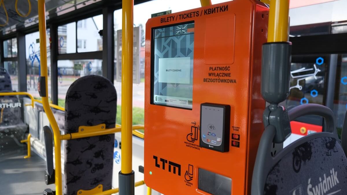 Biletomat bez możliwości płatności gotówką