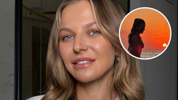 Anna Lewandowska pokazała swoje wdzięki. Zapozowała na morzu przy wschodzie słońca