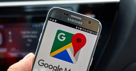Mapy Google z wbudowanym komunikatorem. Oto nowa metoda kontaktu z lokalnymi firmami