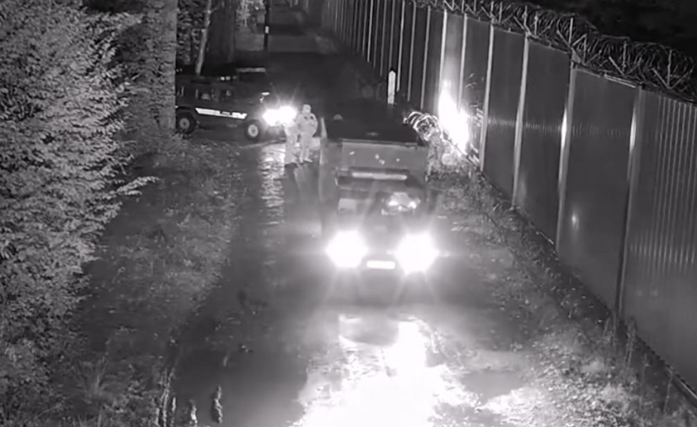 Krwawa bitwa migrantów. Straż Graniczna: Uratowaliśmy dźgniętego na Białorusi