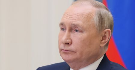 Putin się przyznał. "Luksus będzie trochę droższy"