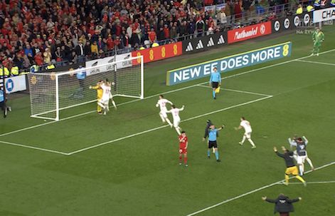 TVP1 nowym liderem, TVN24 wyprzedziło Polsat. Mecz Walia-Polska hitem