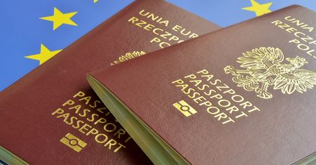 Nowe zasady wyrabiania paszportów. Co się zmieniło?