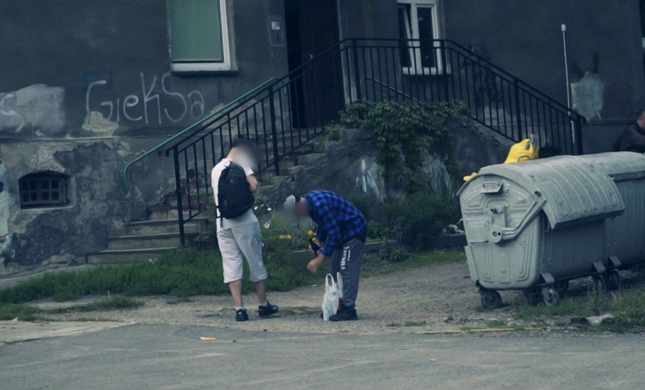 Kadr z programu "Mrocze dzielnice: Załęże"