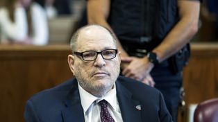 Weinstein znowu skazany. Modelka komentuje: "Nadal może krzywdzić"