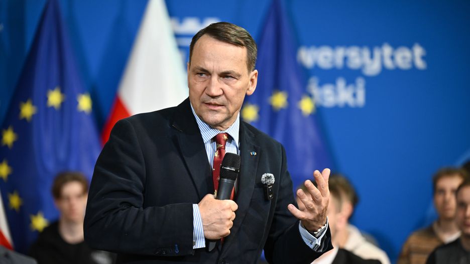 Rados�aw Sikorski
Marcin Gadomski
biblioteka, minister, polityk, spotkania, UG, Uniwersytet Gda�ski, polityka, spotkanie, szef polskiej dyplomacji, wizyta, gest
