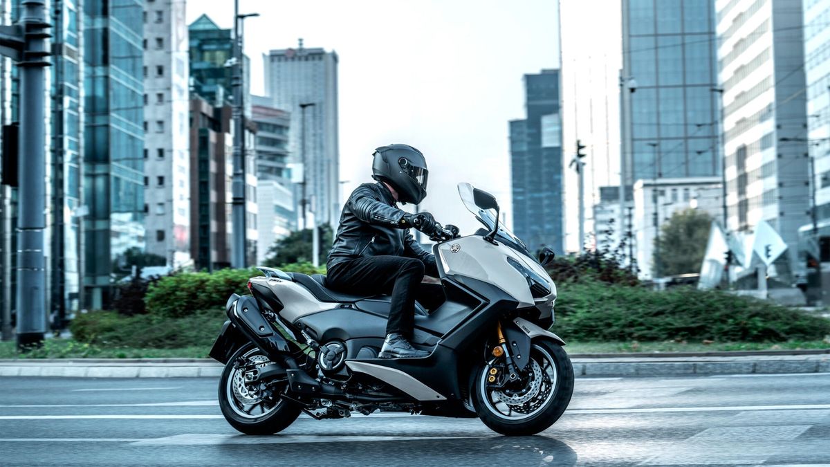 Yamaha TMax Tech Max