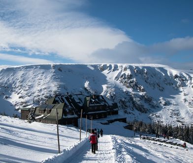 Najpopularniejszy kurort w Karkonoszach. Narty w Karpaczu to nie wszystko!