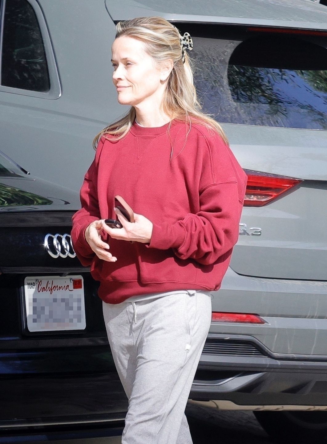 Reese Witherspoon na spacerze z mamą