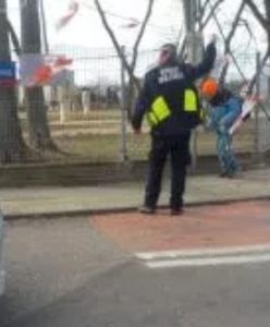 Do strażników podbiegły dzieci. Zaalarmowały o niebezpiecznej sytuacji