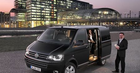 Volkswagen Caravelle Business – luksusowe biuro na kołach