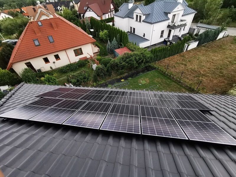 Fotowoltaika grozi pożarem? Obalamy mity dotyczące instalacji fotowoltaicznych
