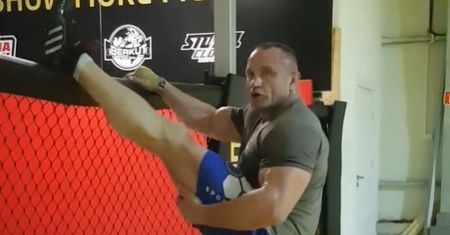 Zapytali Pudzianowskiego, co robi. Odpowiedź rozbawiła fanów do łez