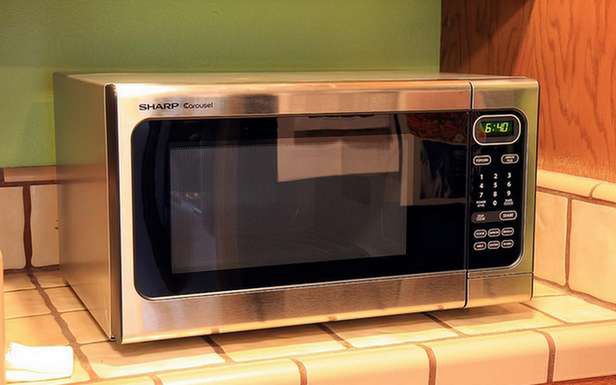 Microwave Regenerative Converter – sposób na odzyskanie energii z kuchenki mikrofalowej