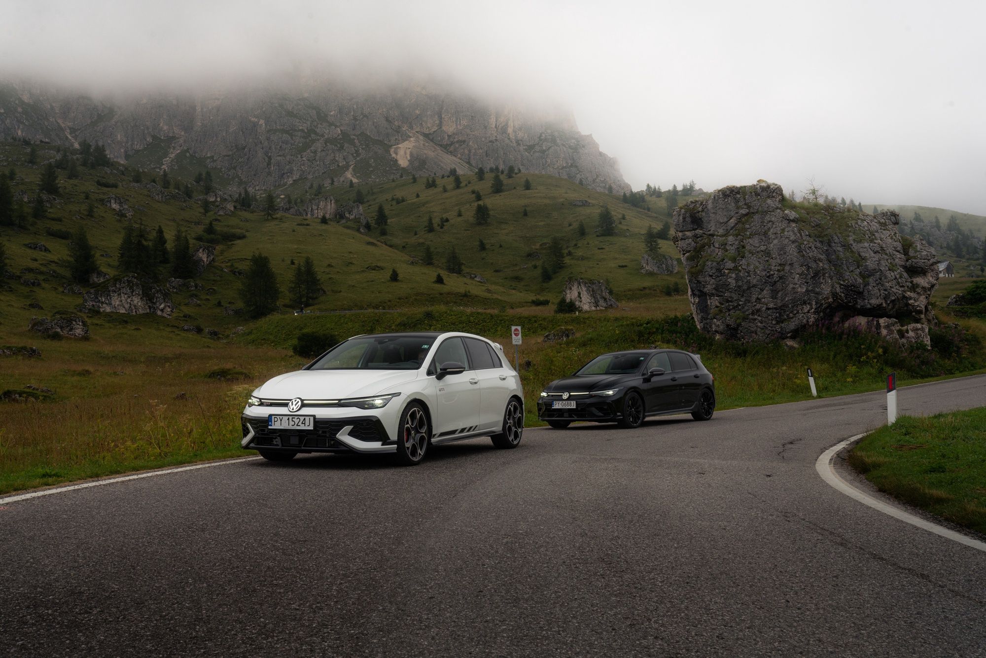 Gran turismo: Volkswagen Golf GTI Clubsport i R w Alpach