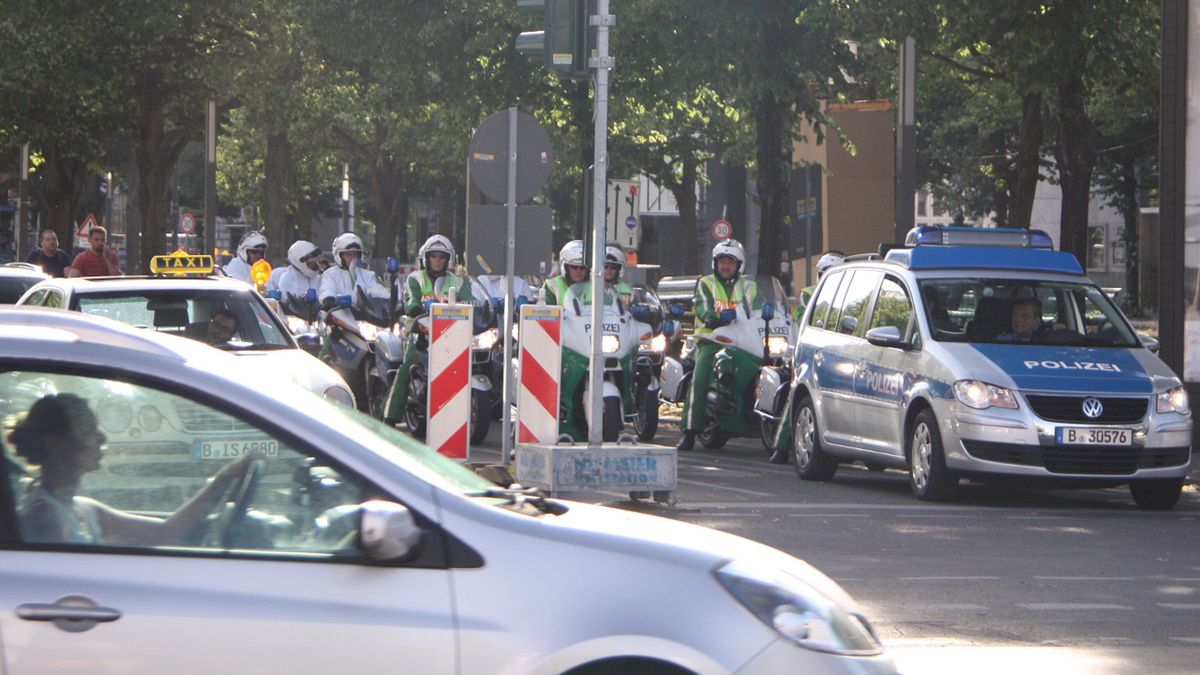 80 euro, czyli 360 zł, i zatrzymanie prawa jazdy na miesiąc za przekroczenie dozwolonej prędkości o ponad 20 km/h to surowa kara