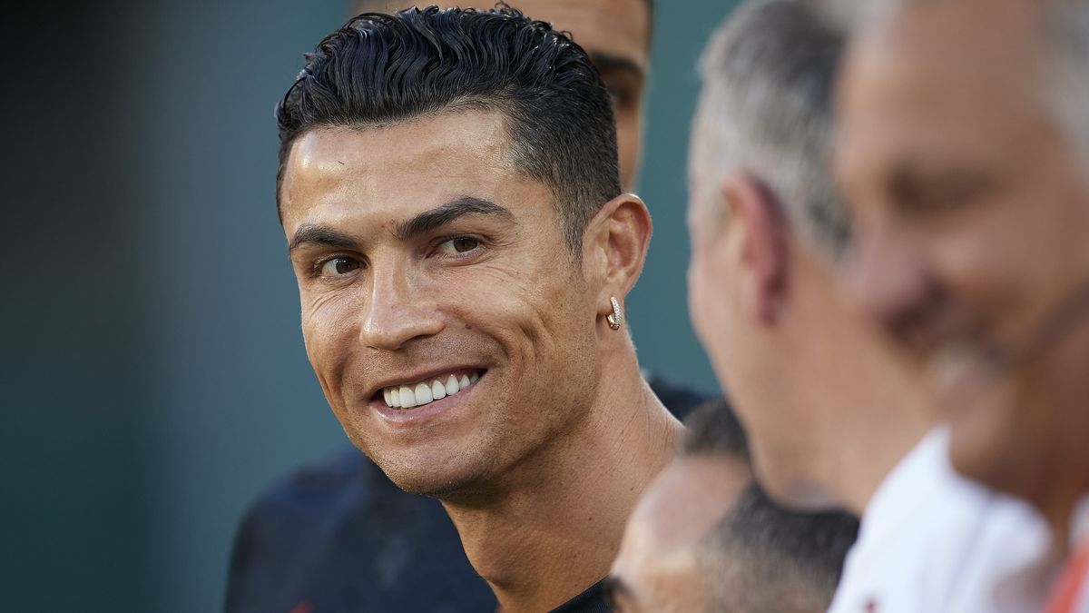Cristiano Ronaldo (Manchester United) of Portugal prior the UEFA Nations League League A Group 2 match between Spain and Portugal at Estadio Benito Villamarin on June 2, 2022 in Seville, Spain. (Photo by Jose Breton/Pics Action/NurPhoto via Getty Images)