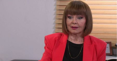 "Klan", odc. 4738. Potężne rozterki Juniora. W tle widmo emigracji