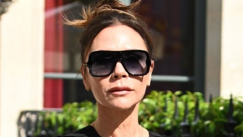 Victoria Beckham opuszcza hotel przed debiutem na paryskim Fashion Weeku