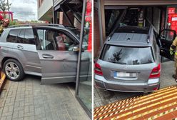 72-latka wjechała w pocztę. Wszystko przez pomyłkę