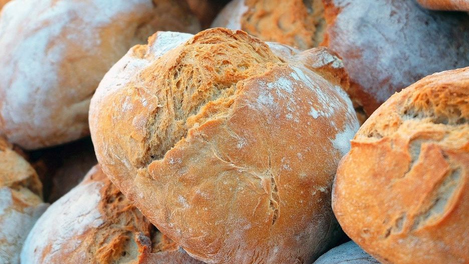 Bochenek chleba nawet po 30 złotych. Piekarze ostrzegają przed skutkami kryzysu 