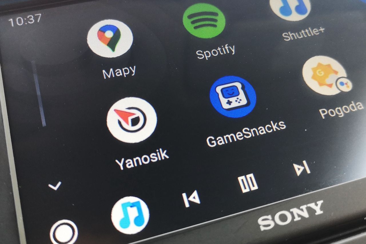 Android Auto: nowy interfejs zadebiutuje latem 2022 roku - Yanosik w Android Auto