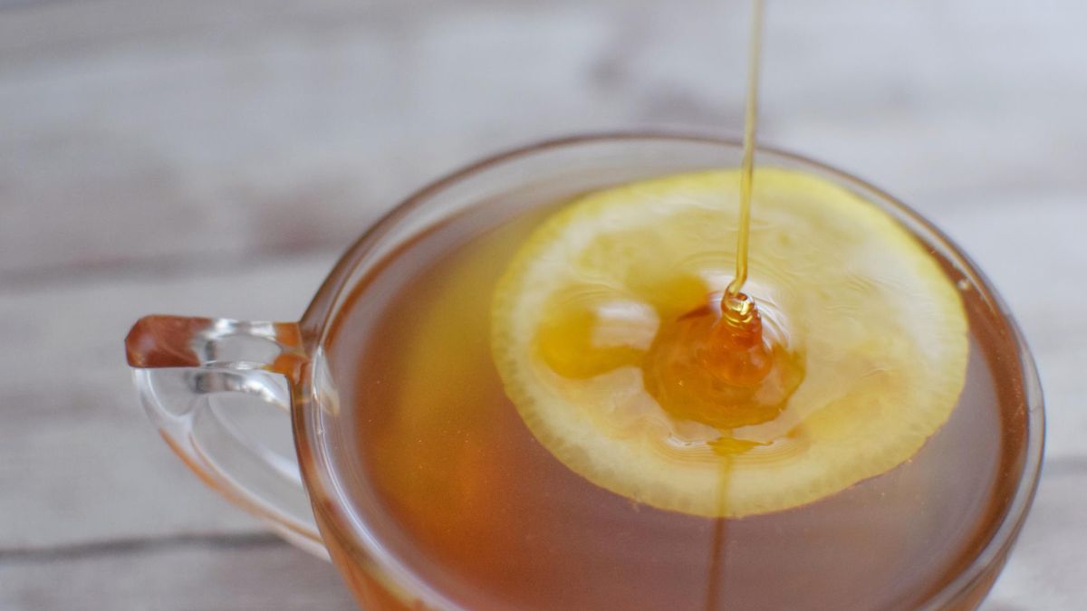 Czy zamiana cukru na miód ma sens?