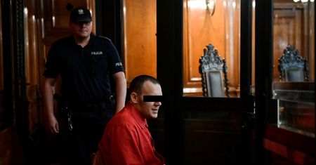 Dziwne zachowanie Stefana W. w trakcie rozprawy. Zagadywał policjantów