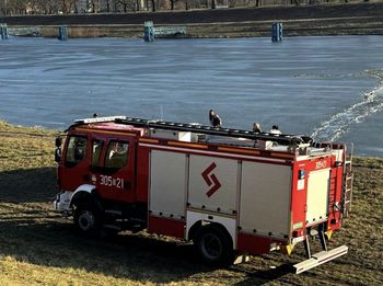 Ratował psa z lodowatej Odry. Sam potrzebował pomocy