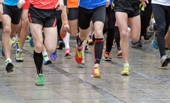Staszów: Pieszy maraton  "Po Krainie Bizonów”. Na trasie 150 osób