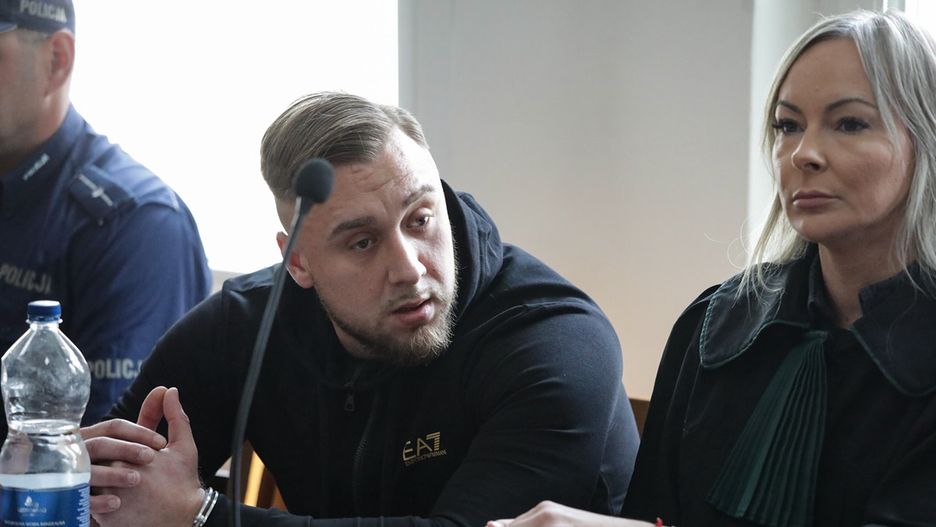 Łukasz Żak i jego adwokat Izabela Ławińska.