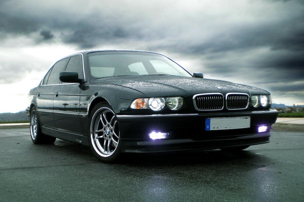 BMW 735i